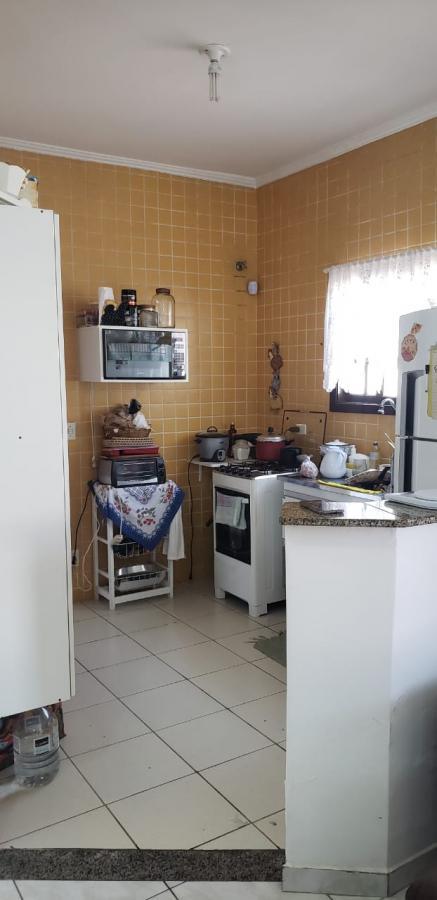 Casa à venda com 3 quartos, 250m² - Foto 24