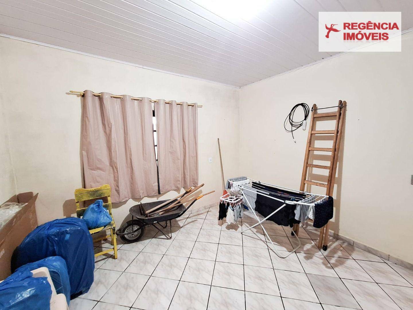 Casa à venda com 3 quartos, 110m² - Foto 8