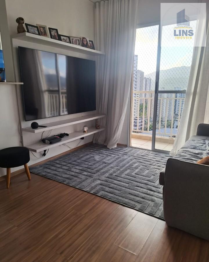 Apartamento à venda com 3 quartos, 70m² - Foto 2