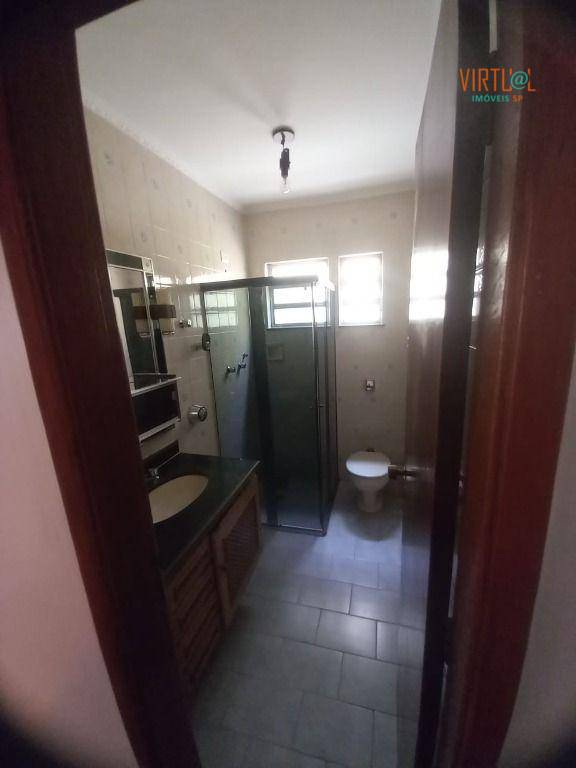 Sobrado à venda e aluguel com 3 quartos, 186m² - Foto 35