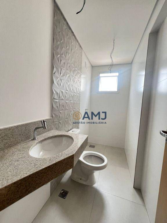 Apartamento à venda com 2 quartos, 61m² - Foto 6