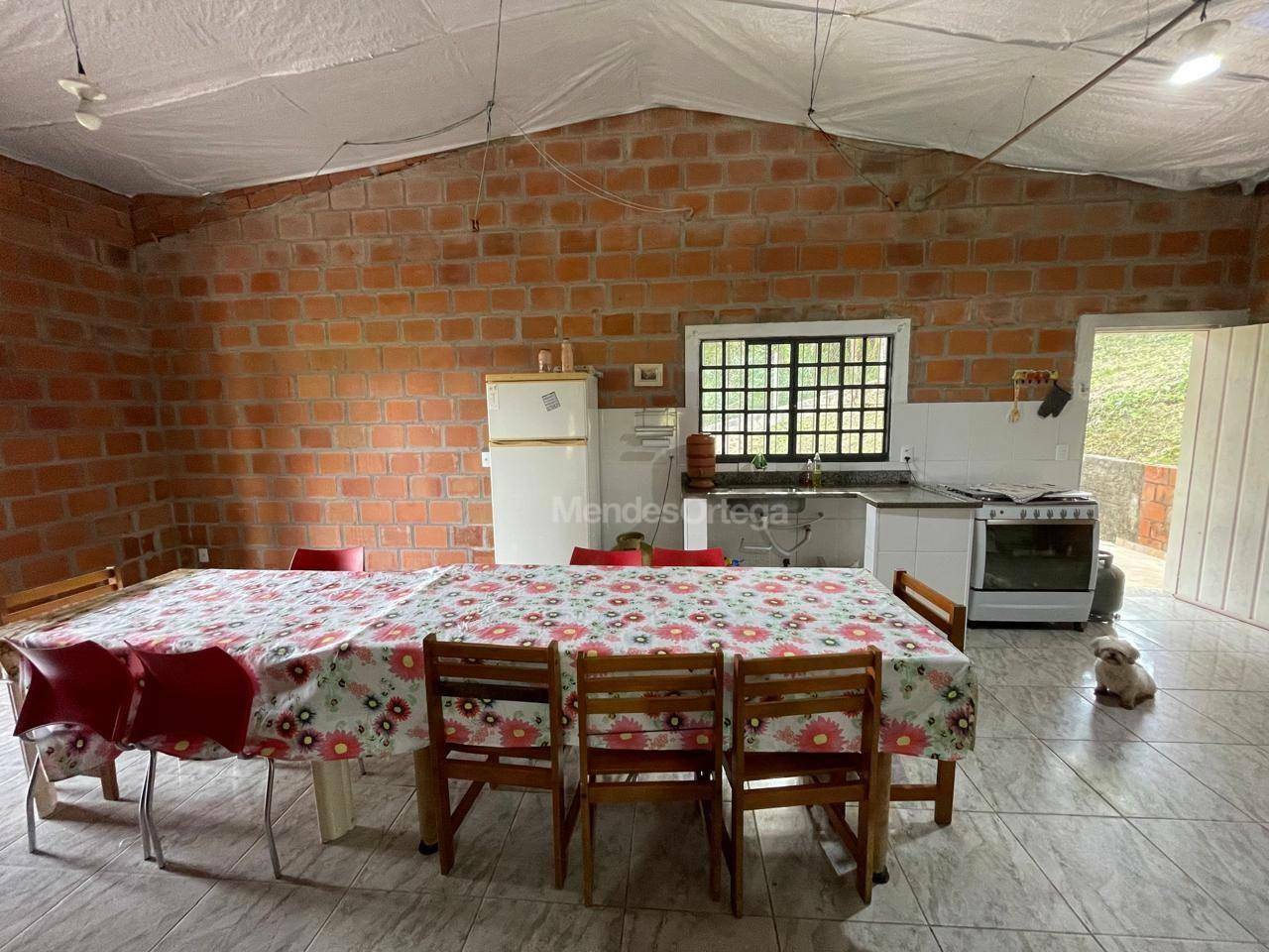 Chácara à venda com 4 quartos, 250m² - Foto 6