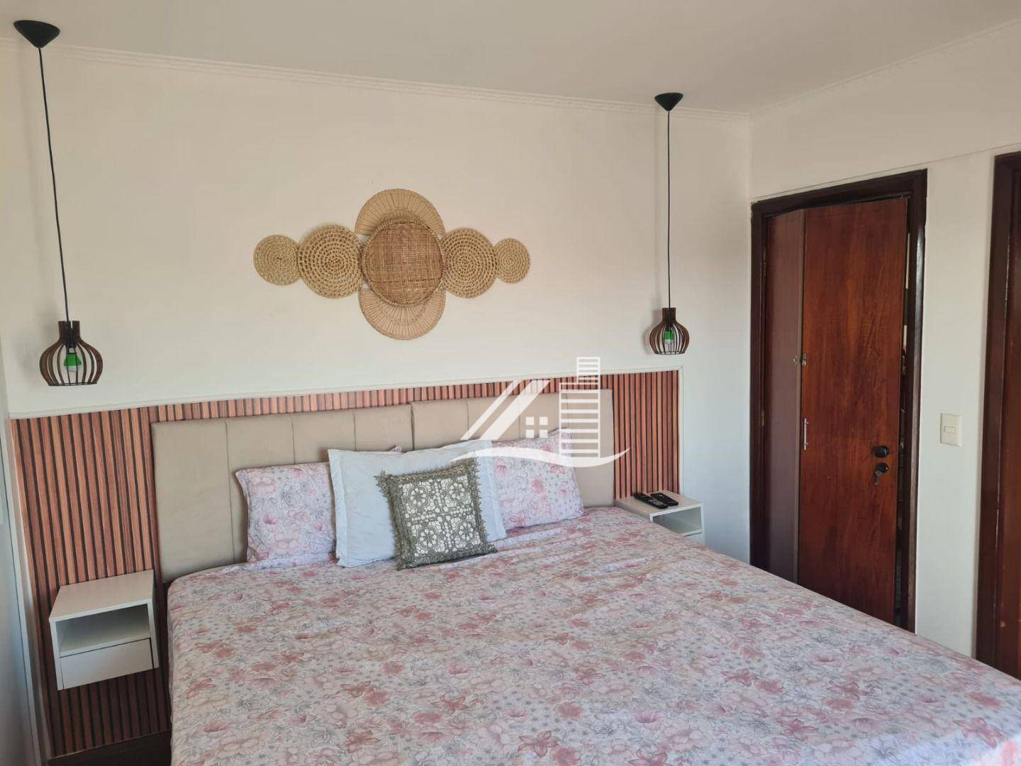 Apartamento à venda com 3 quartos, 135m² - Foto 13