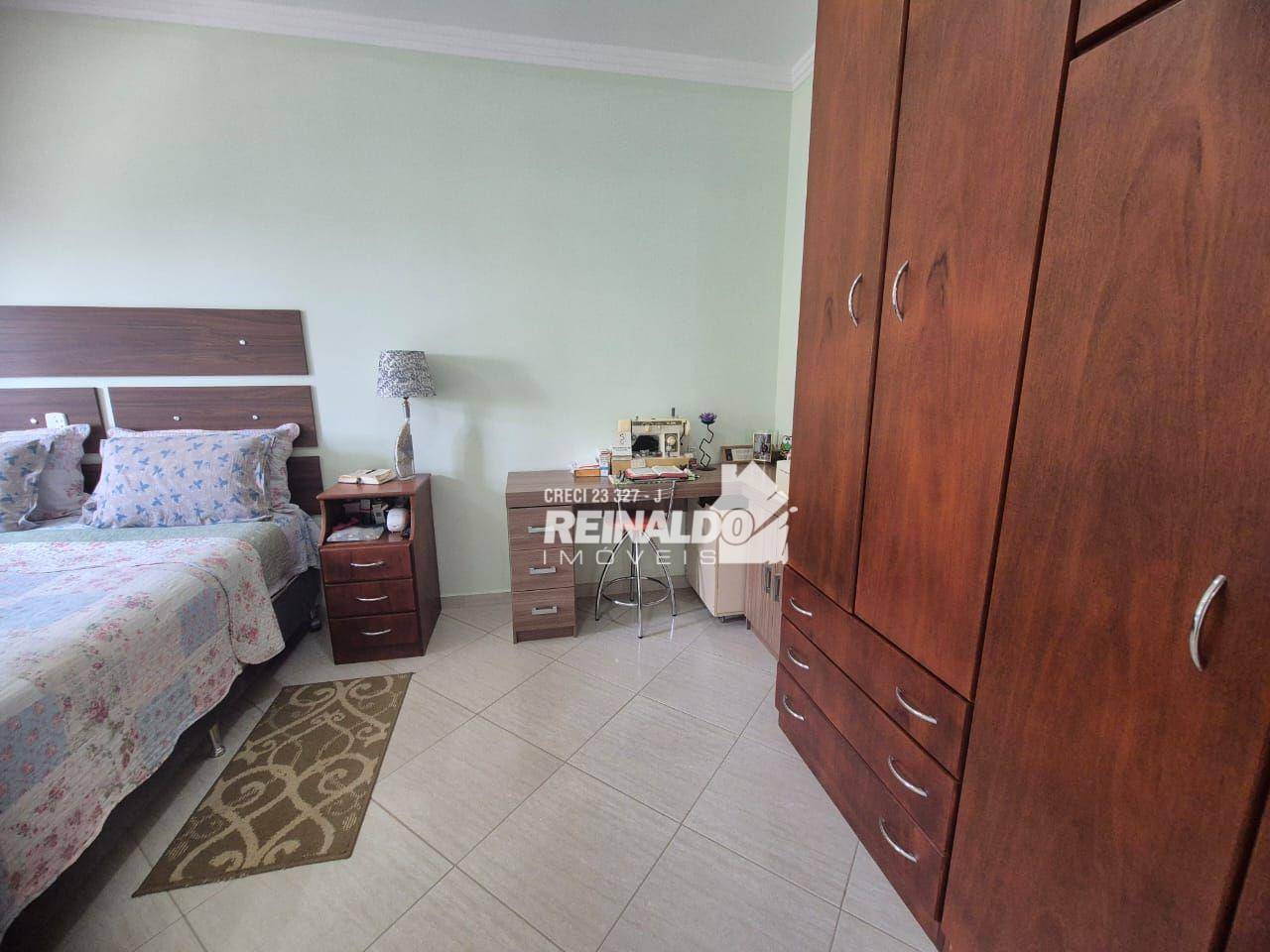 Casa de Condomínio à venda com 3 quartos, 249m² - Foto 14