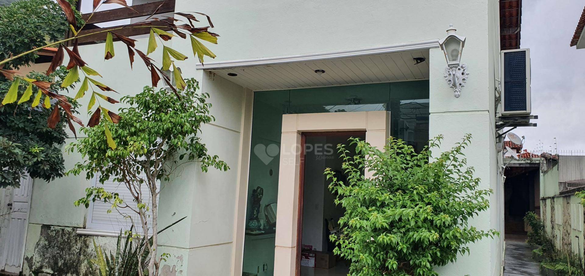 Casa, 6 quartos, 274 m² - Foto 2