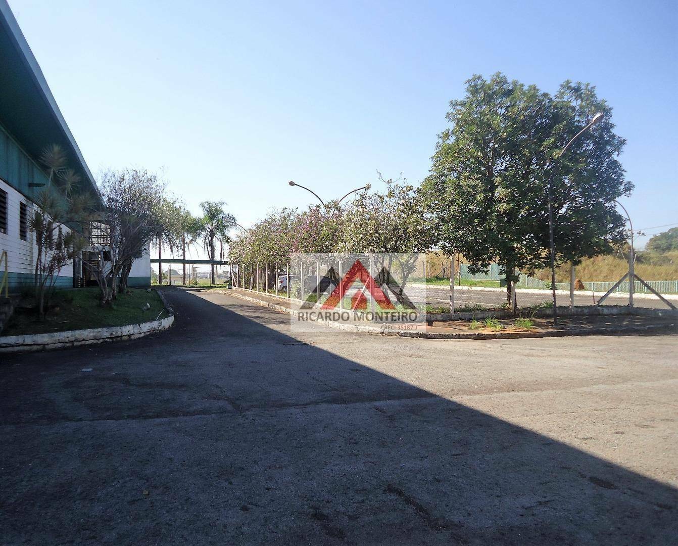 Depósito-Galpão-Armazém à venda e aluguel, 2400m² - Foto 23