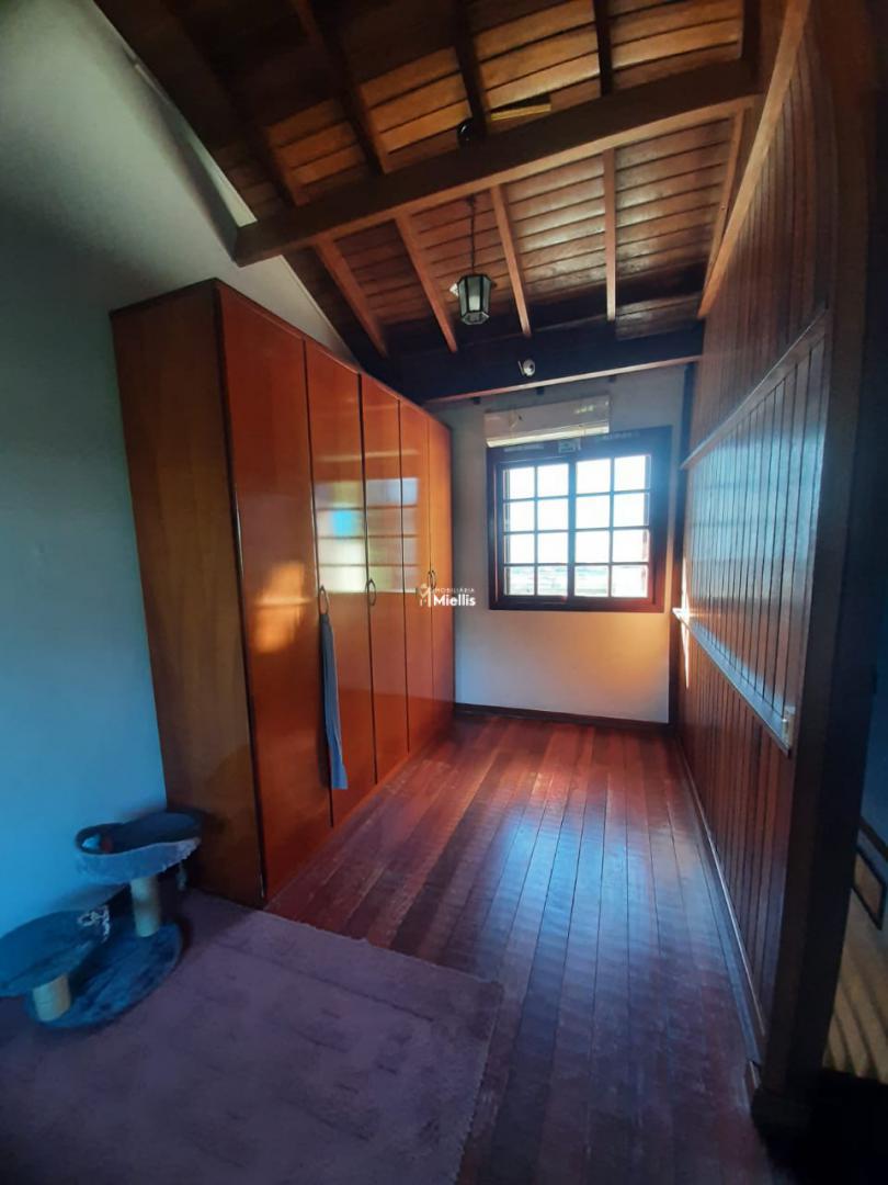 Casa à venda com 3 quartos, 200m² - Foto 12