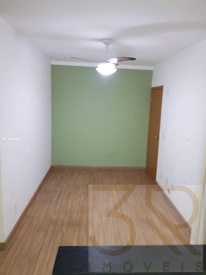 Apartamento à venda com 2 quartos, 45m² - Foto 10