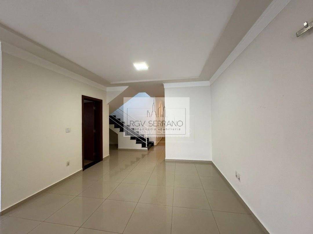Casa de Condomínio para alugar com 5 quartos, 405m² - Foto 8