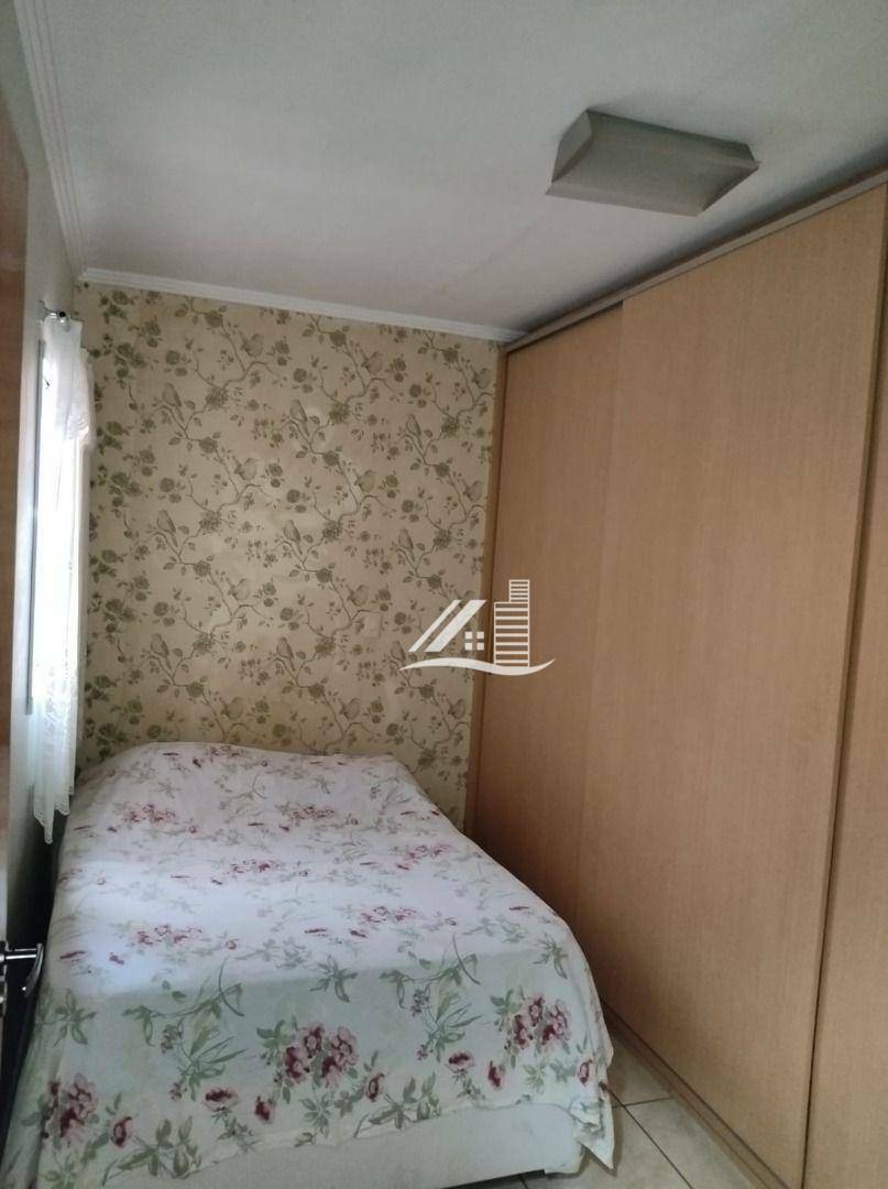 Apartamento à venda com 2 quartos, 70m² - Foto 18