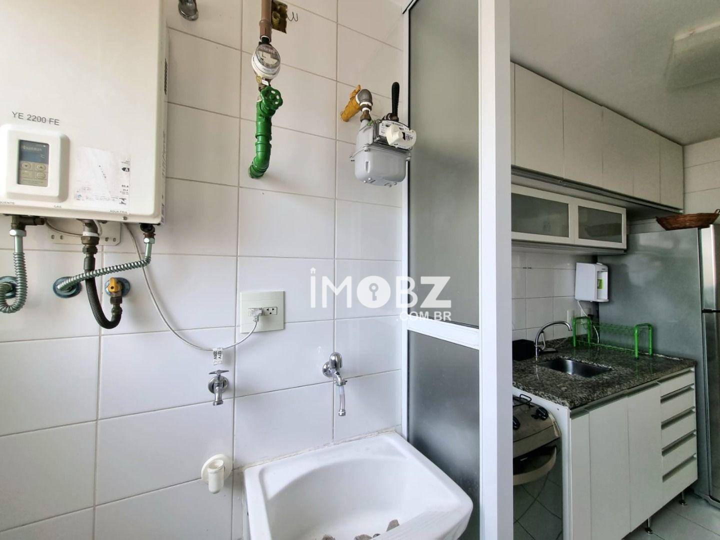 Apartamento à venda com 2 quartos, 64m² - Foto 11