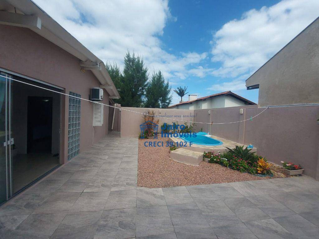 Casa, 3 quartos, 202 m² - Foto 3