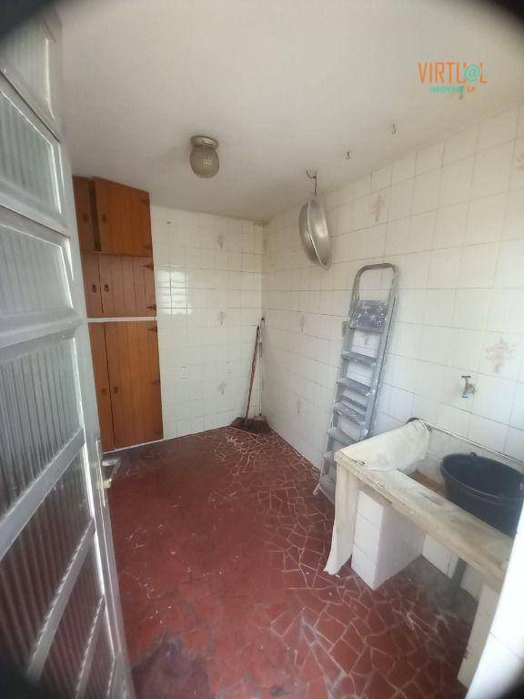 Sobrado à venda e aluguel com 3 quartos, 186m² - Foto 11