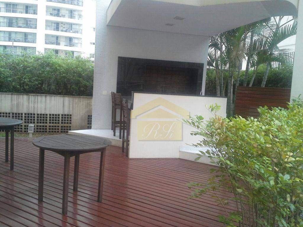 Apartamento à venda com 3 quartos, 150m² - Foto 5