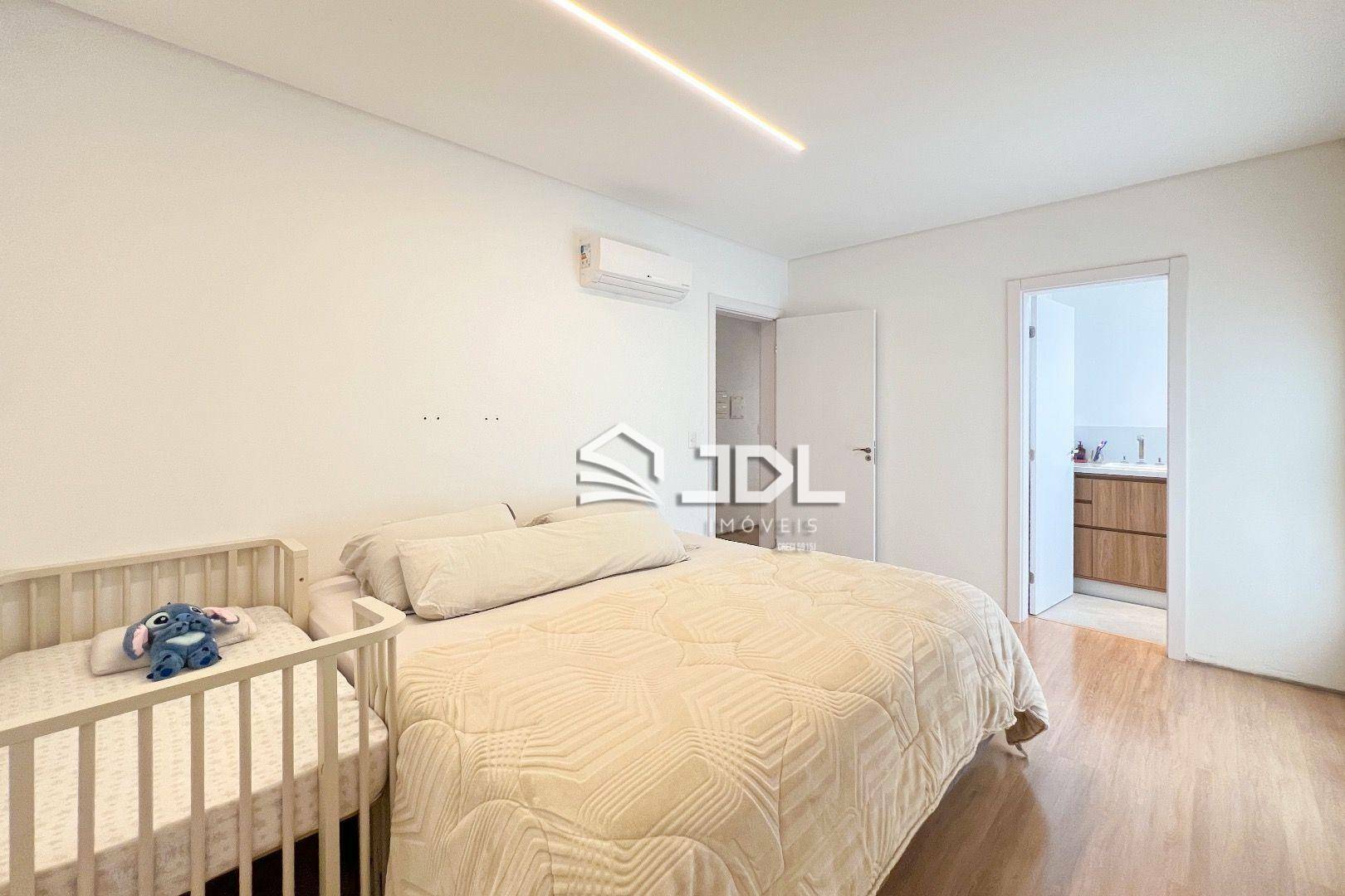 Apartamento à venda com 3 quartos, 93m² - Foto 30