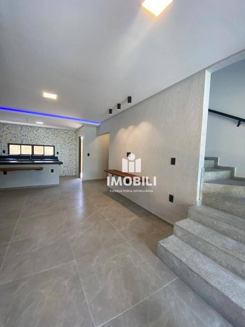 Casa, 3 quartos, 147 m² - Foto 4