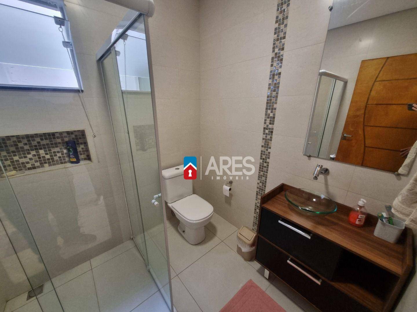 Casa à venda com 3 quartos, 207m² - Foto 8