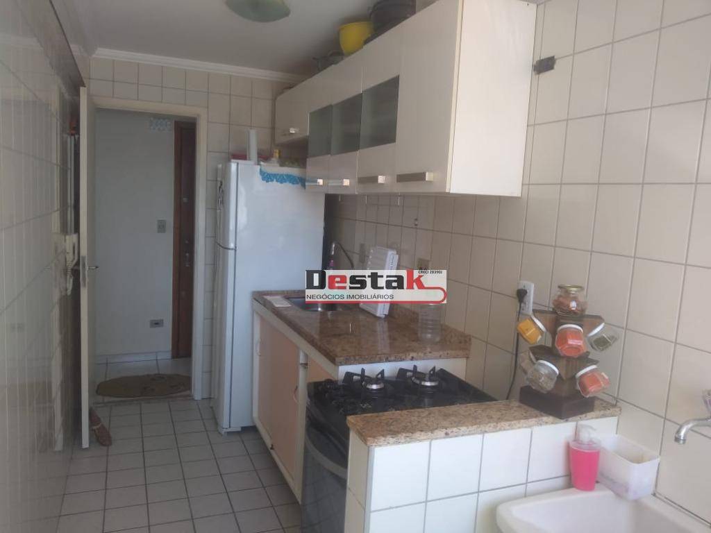 Apartamento à venda com 2 quartos, 65m² - Foto 10