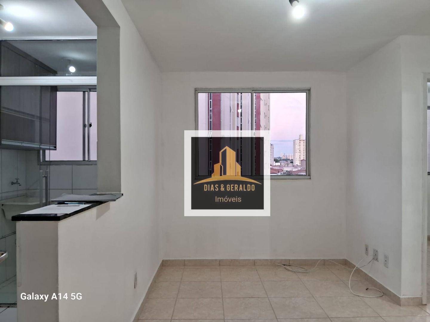 Apartamento para alugar com 2 quartos, 48m² - Foto 1