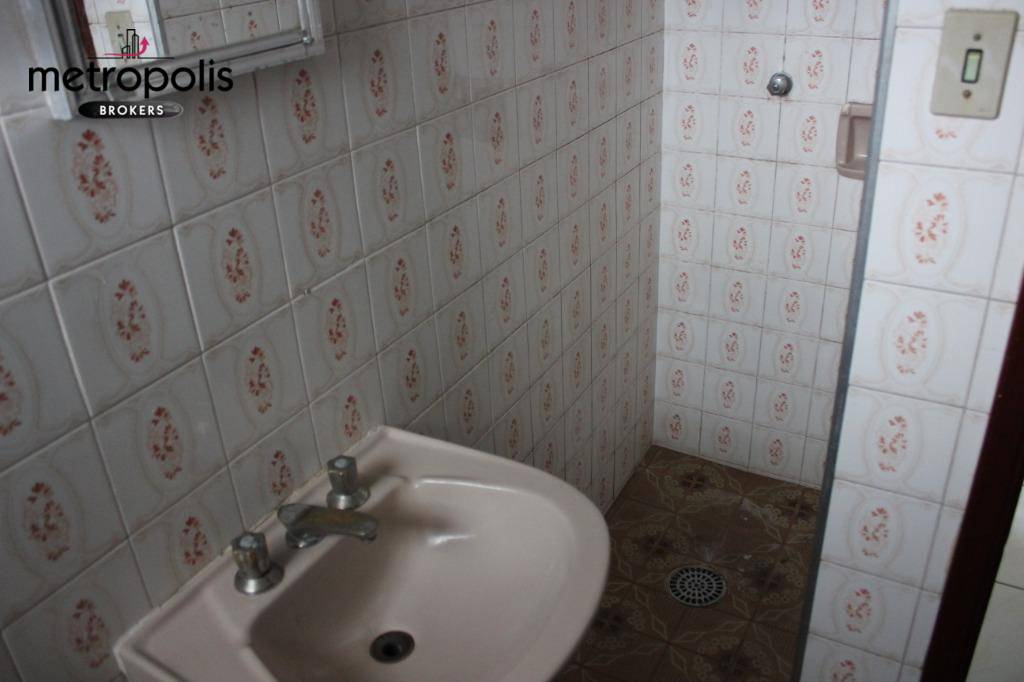 Apartamento para alugar com 2 quartos, 60m² - Foto 14