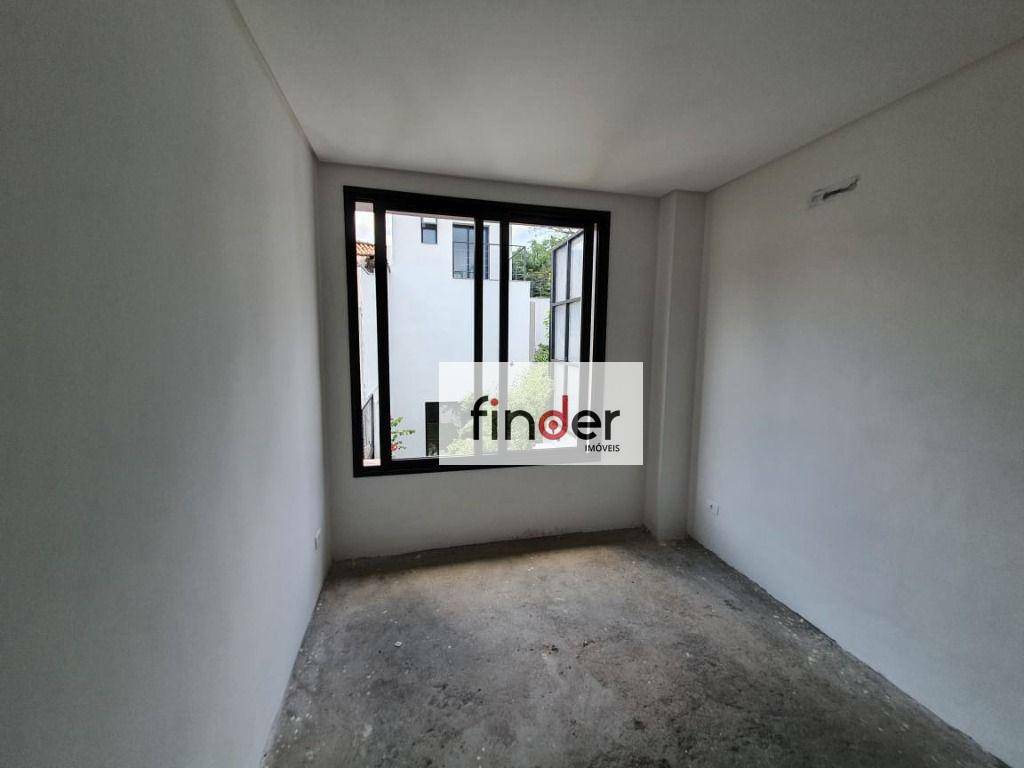 Casa à venda com 3 quartos, 318m² - Foto 24