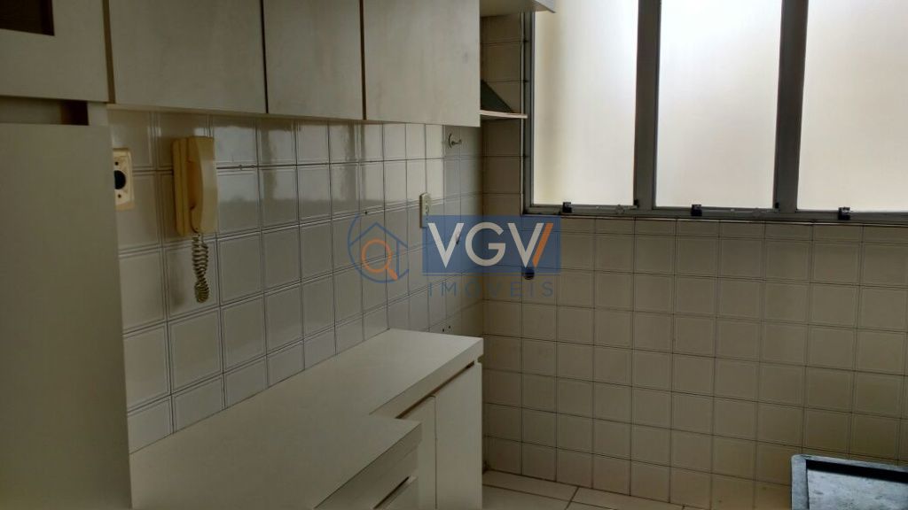 Apartamento à venda com 2 quartos, 60m² - Foto 6