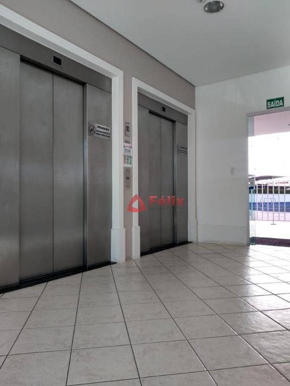 Cobertura à venda com 3 quartos, 200m² - Foto 28