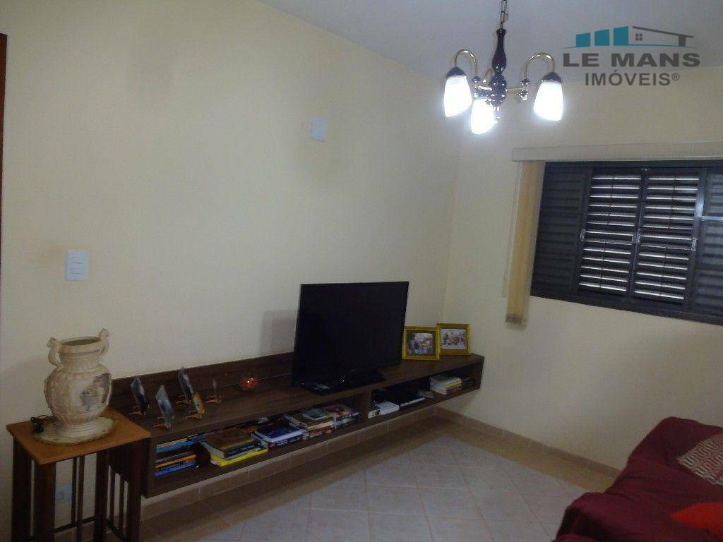 Chácara à venda com 2 quartos, 156m² - Foto 35