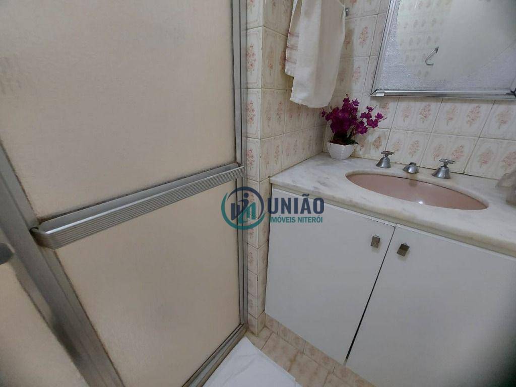 Apartamento à venda com 3 quartos, 120m² - Foto 11