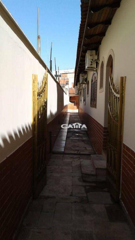 Sobrado à venda e aluguel com 6 quartos, 380m² - Foto 16