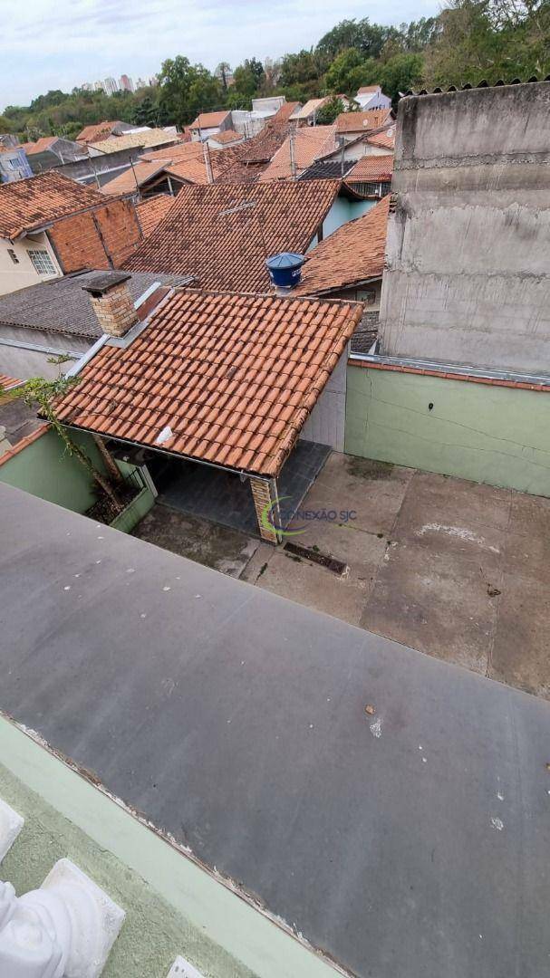 Sobrado à venda e aluguel com 3 quartos, 236m² - Foto 13