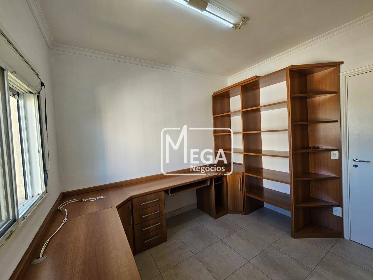 Apartamento para alugar com 3 quartos, 139m² - Foto 18