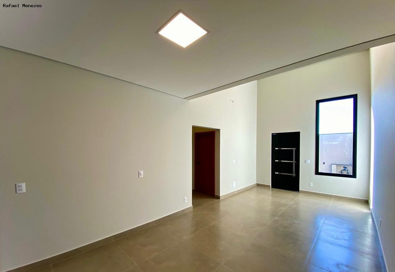 Casa à venda com 3 quartos, 93m² - Foto 5