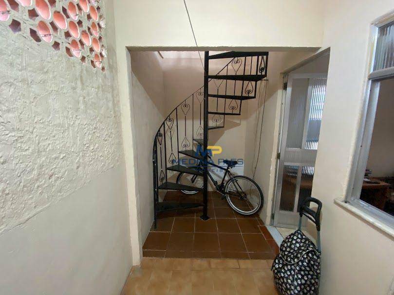 Sobrado à venda com 2 quartos, 85M2 - Foto 13