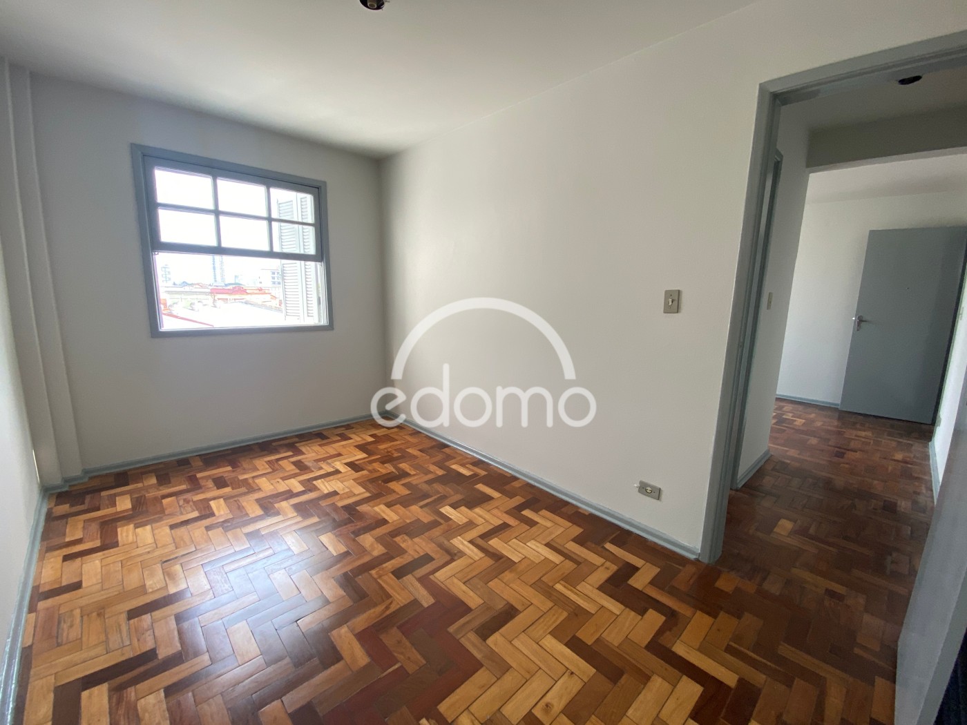 Apartamento para alugar com 1 quarto, 55m² - Foto 1