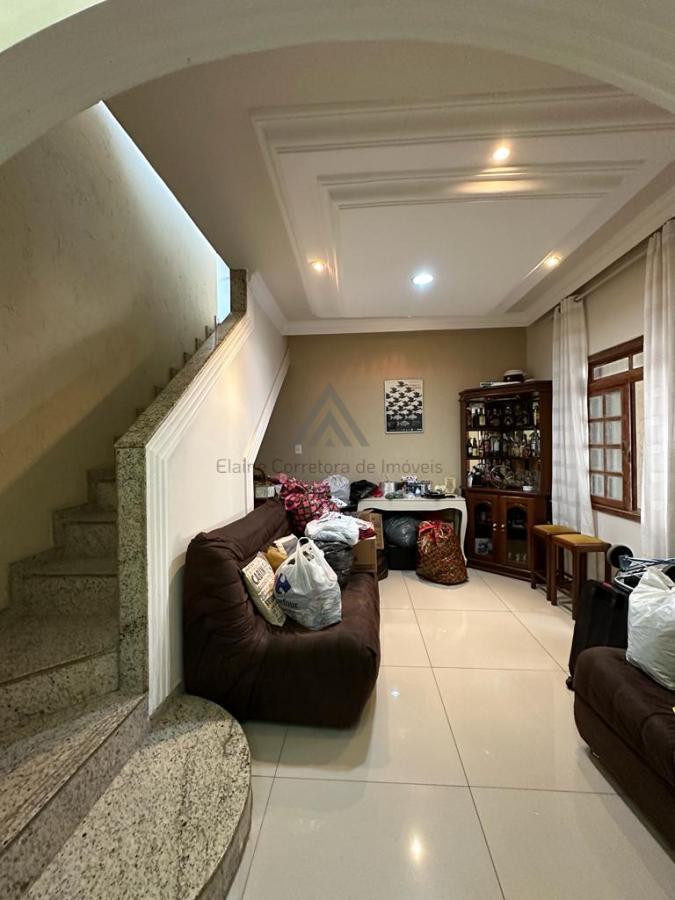 Casa à venda com 3 quartos, 418m² - Foto 6