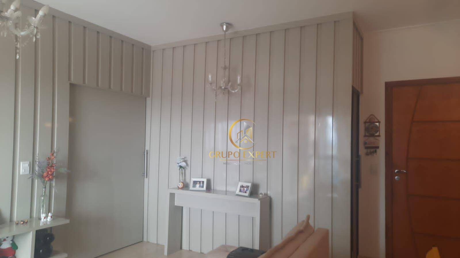 Apartamento à venda com 3 quartos, 97m² - Foto 2