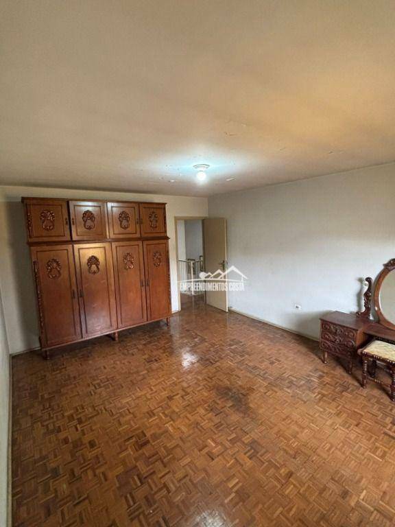 Casa à venda com 4 quartos, 203m² - Foto 18