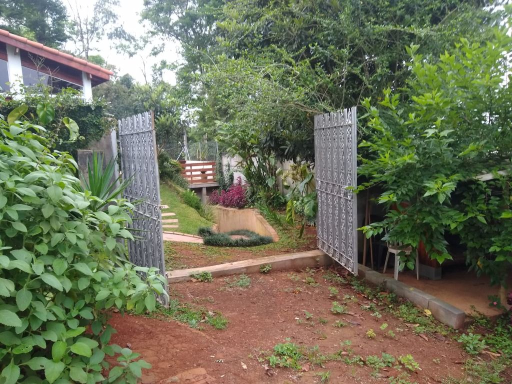 Casa de Condomínio à venda e aluguel com 3 quartos, 150m² - Foto 32