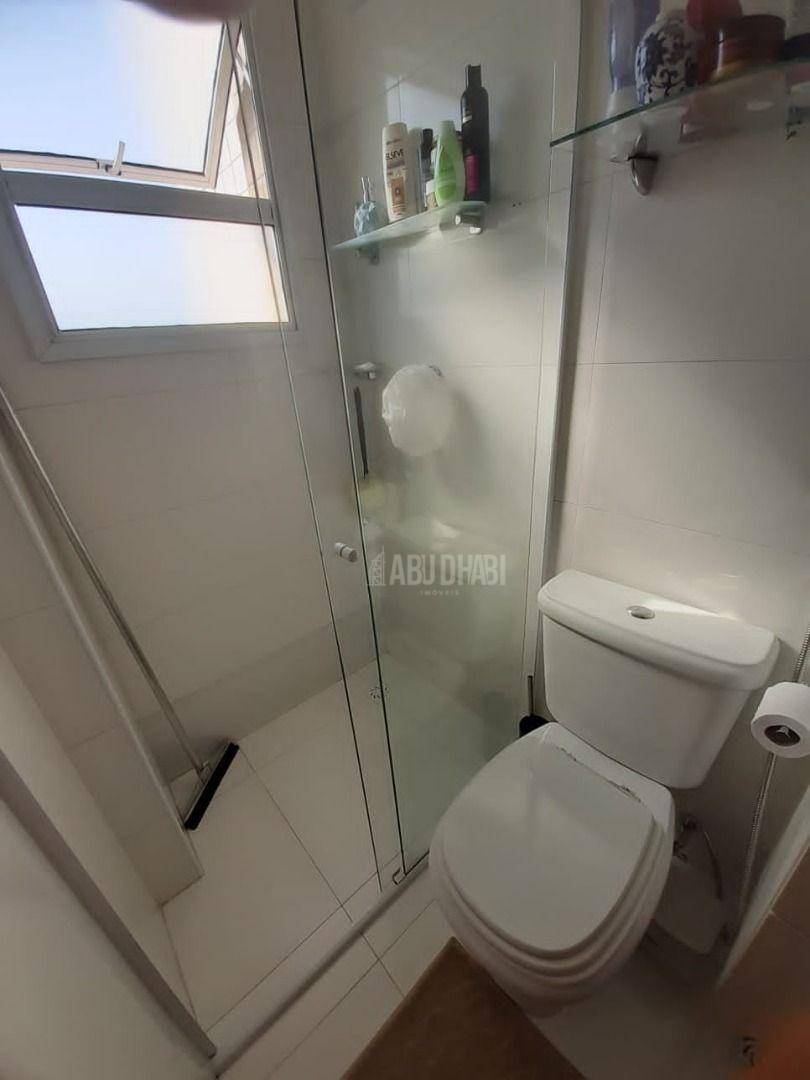 Apartamento à venda com 2 quartos, 64m² - Foto 10