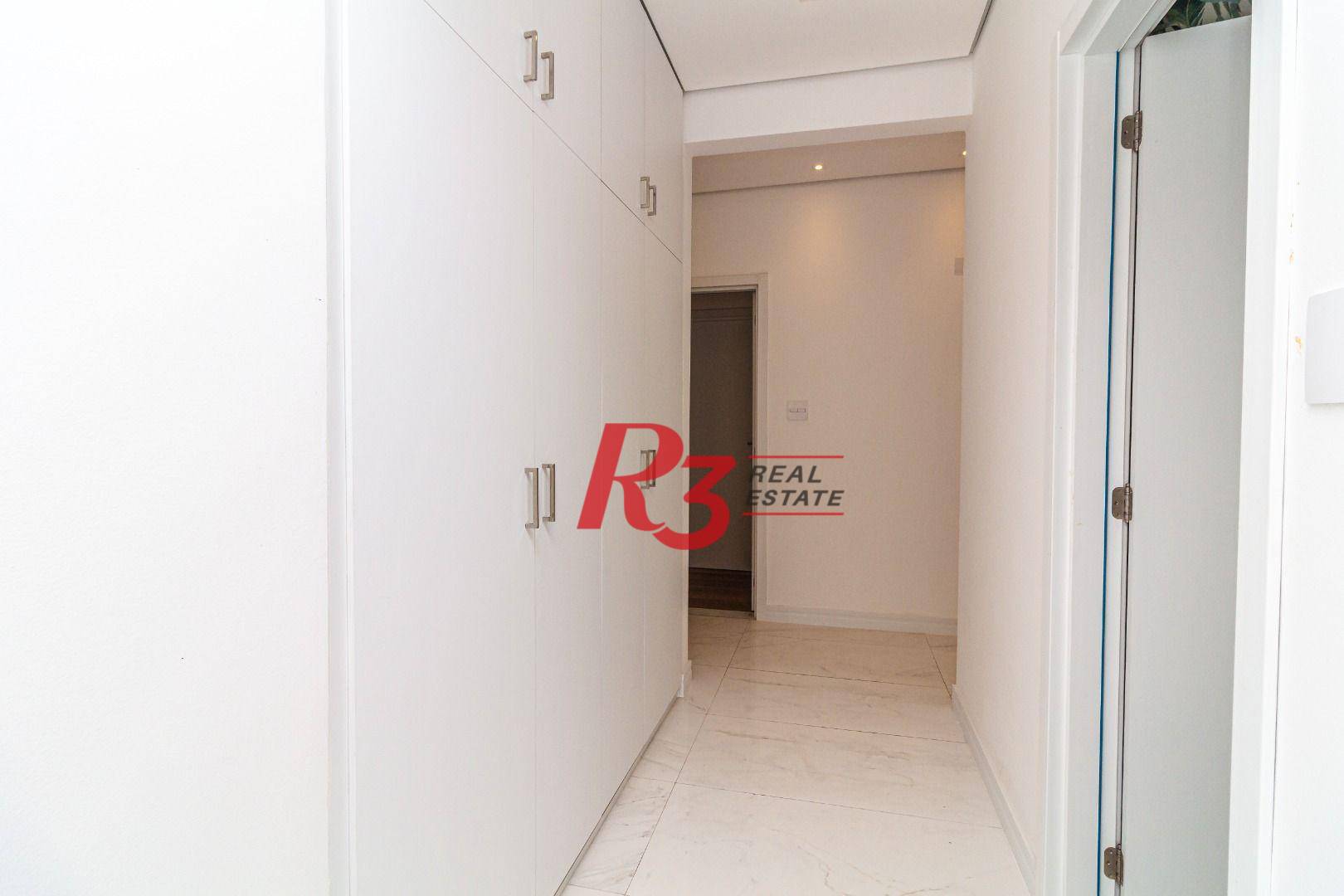 Apartamento à venda com 4 quartos, 194m² - Foto 17