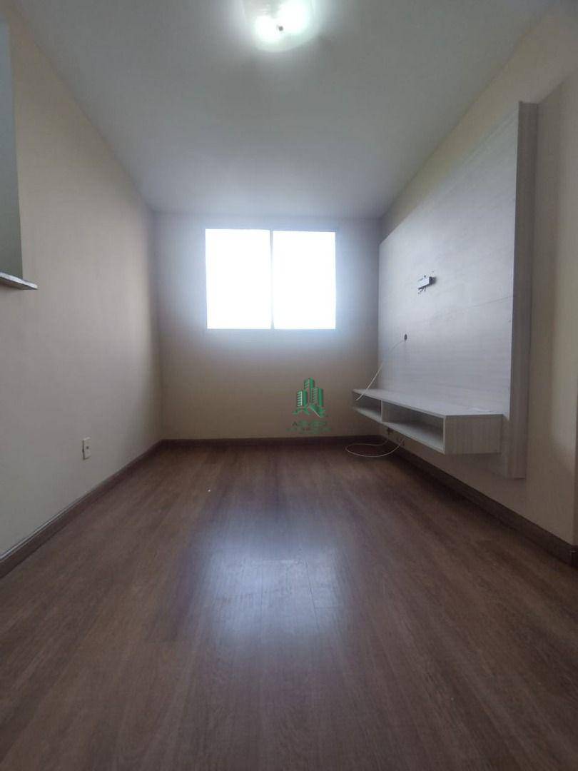 Apartamento à venda com 2 quartos, 44m² - Foto 2