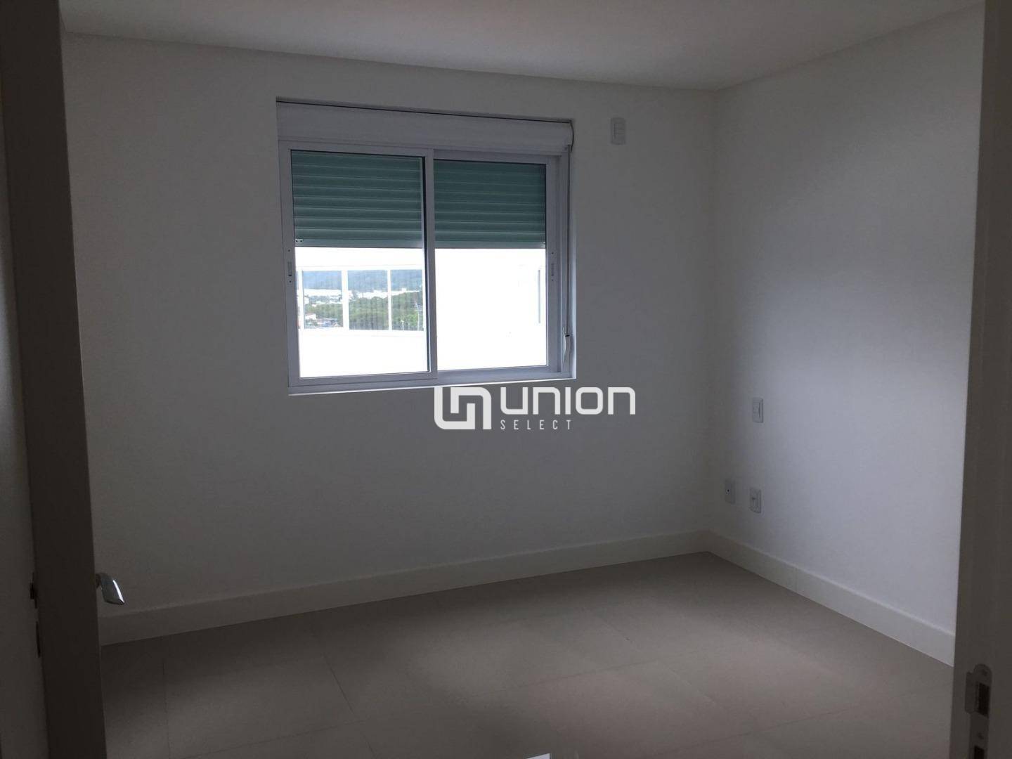 Apartamento à venda com 4 quartos, 154m² - Foto 6