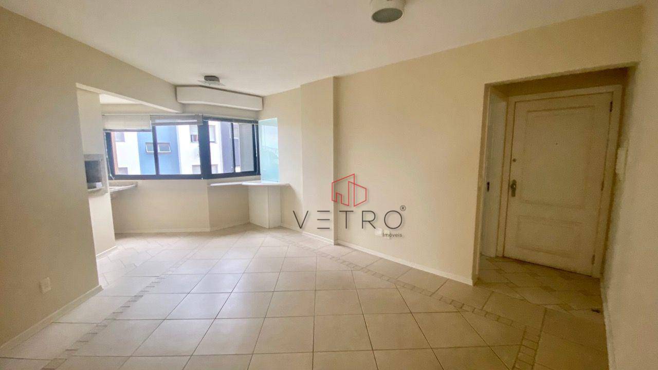 Apartamento à venda com 3 quartos, 160m² - Foto 1