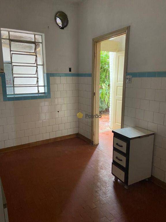 Sobrado à venda e aluguel com 4 quartos, 300m² - Foto 33