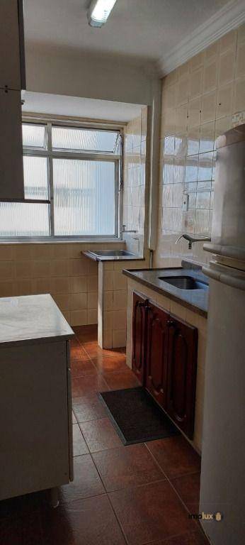 Apartamento à venda e aluguel com 2 quartos, 70m² - Foto 8