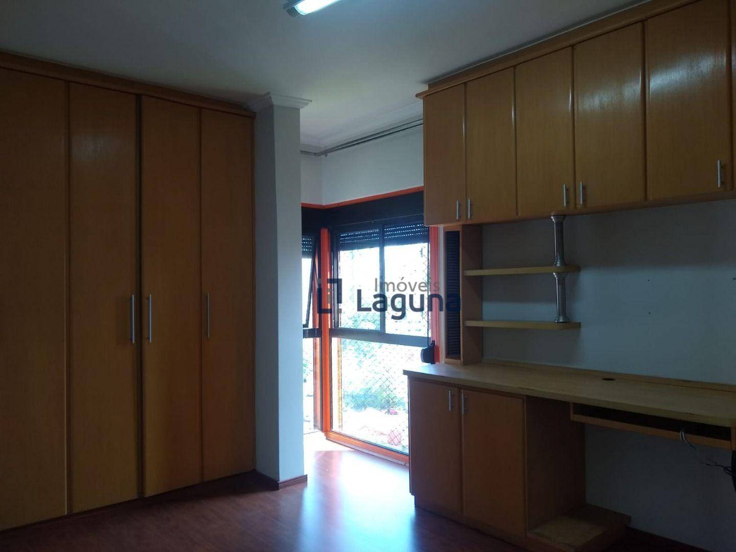 Apartamento à venda com 3 quartos, 180m² - Foto 16