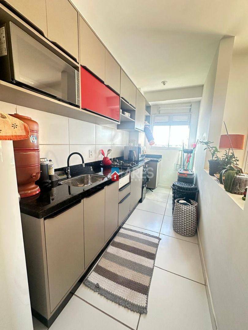 Apartamento à venda com 2 quartos, 50m² - Foto 4