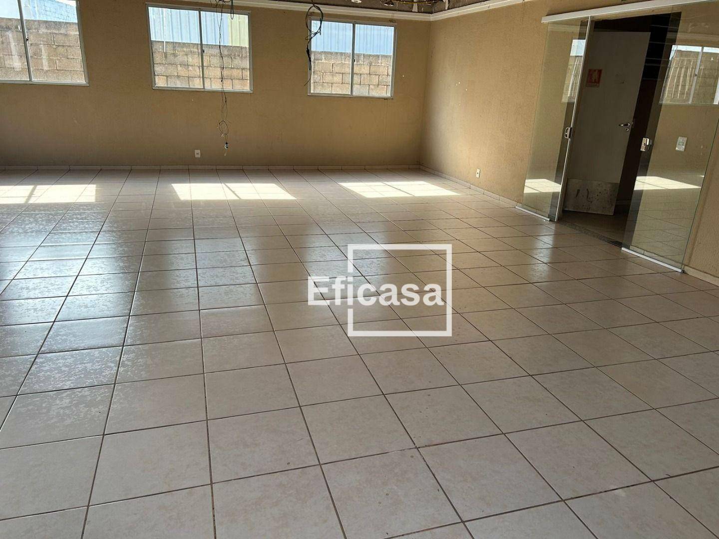 Apartamento à venda com 3 quartos, 100m² - Foto 2