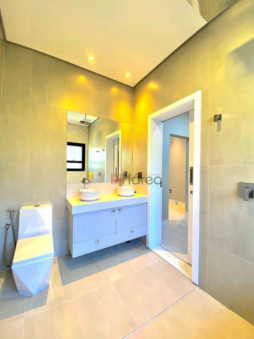 Sobrado à venda com 4 quartos, 312m² - Foto 13
